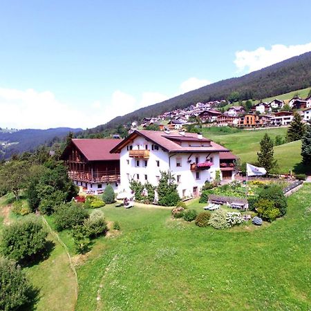Sule Hof Agriturismo St. Ulrich in Gröden Exterior foto
