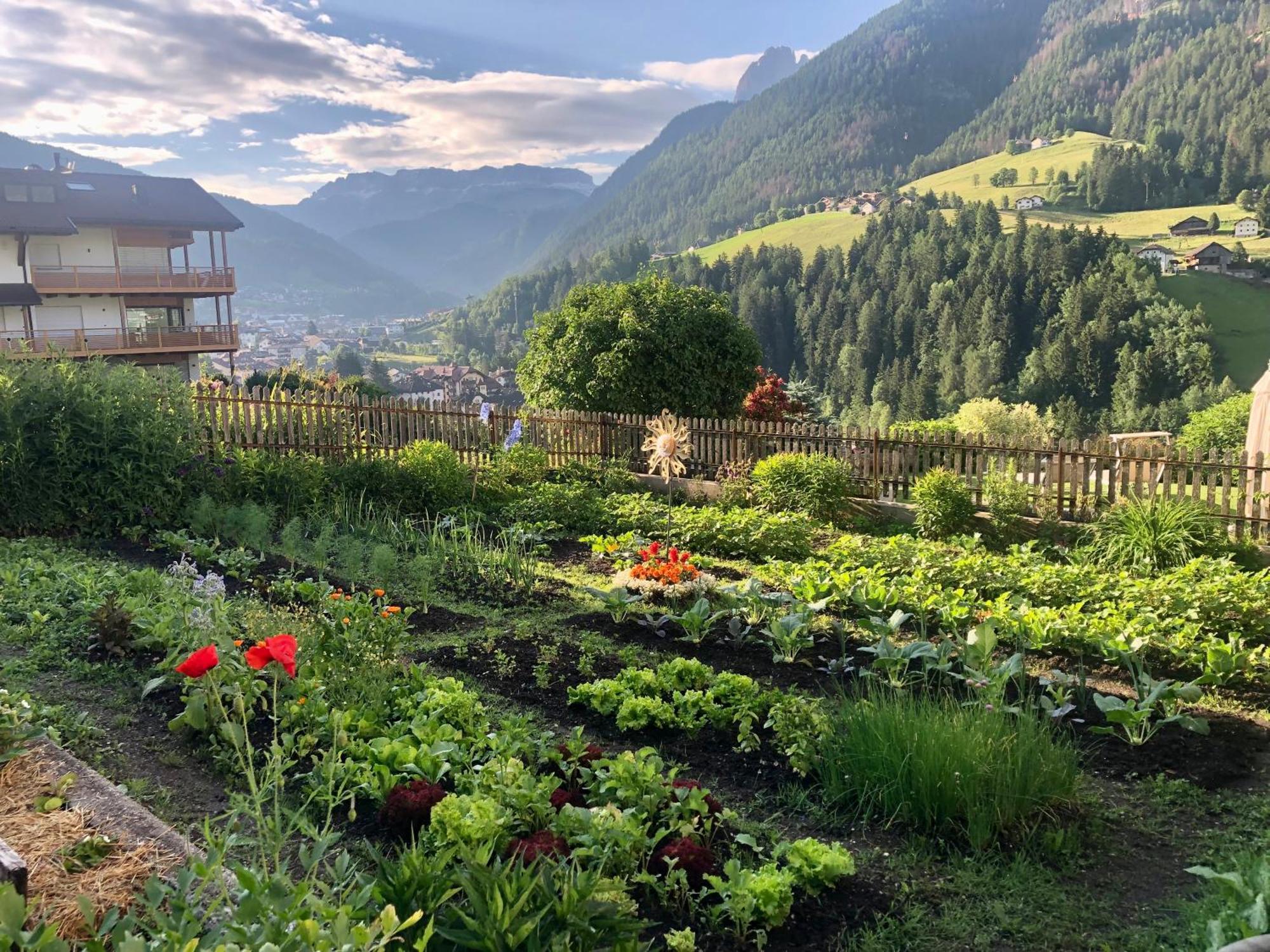 Sule Hof Agriturismo St. Ulrich in Gröden Exterior foto