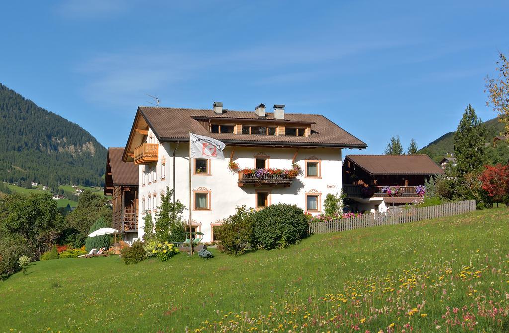 Sule Hof Agriturismo St. Ulrich in Gröden Exterior foto